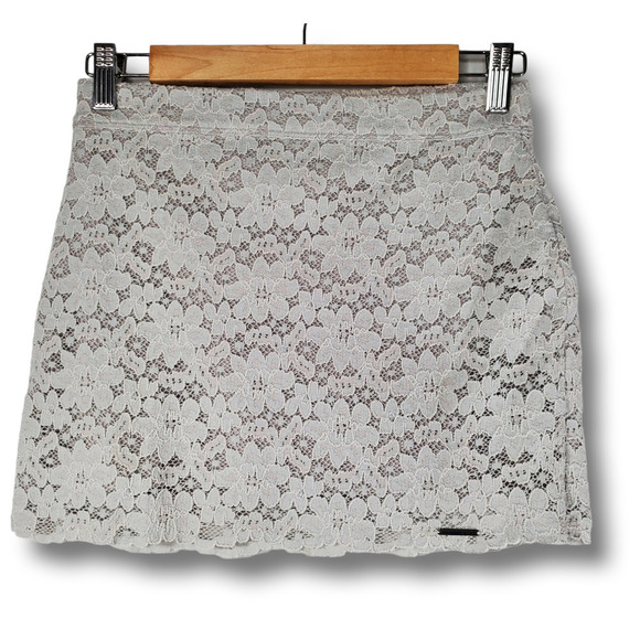 Abercrombie & Fitch Dresses & Skirts - Abercrombie & Fitch Lace Overlay Mini Skirt Gray Size XS